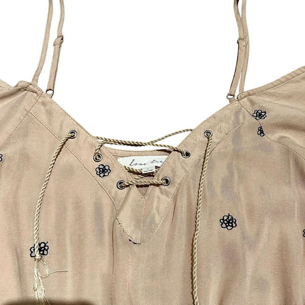 Love Tree Beige Floral Off-Shoulder Romper - Picture 4 of 7